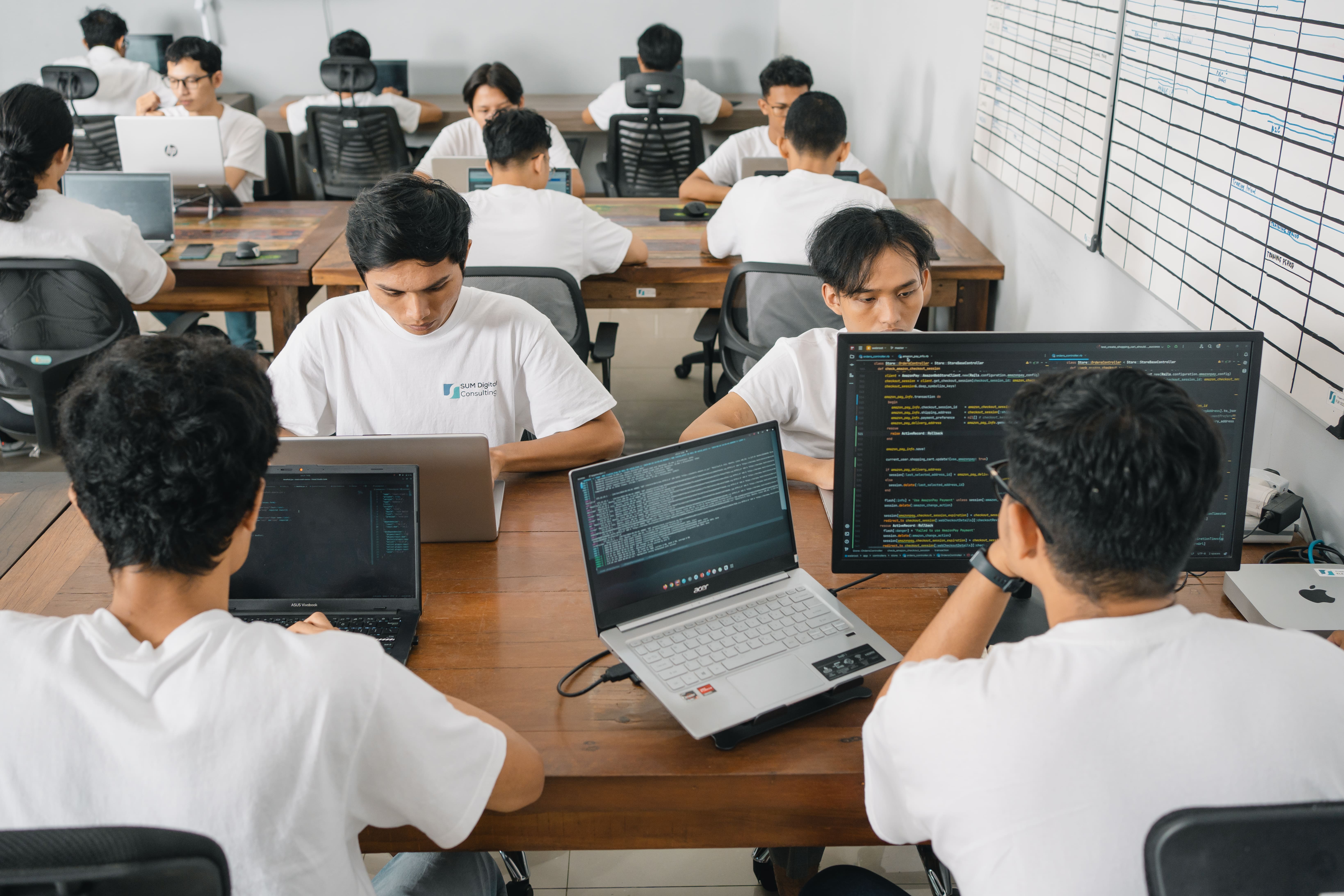 Bridging the Tech Gap: Why Indonesia is the Ideal IT Outsourcing Partner for Japanese Firms